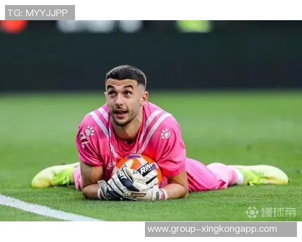 罗马诺称霍安加西亚七场零封只需2500万将成伟大签约 罗马诺称霍安加西亚七场零封只需2500万将成伟大签约