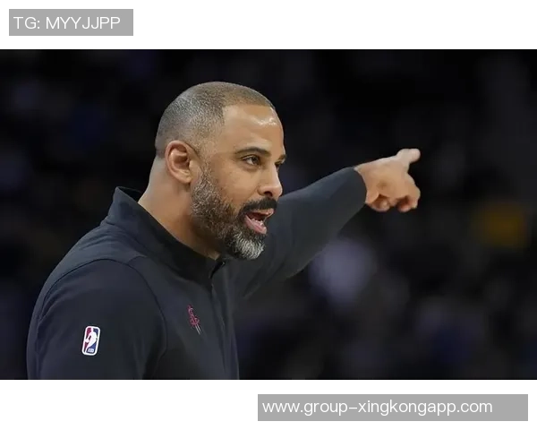 乌度卡强调KD需提升无球战术表现并积极跑动以增强球队进攻效率