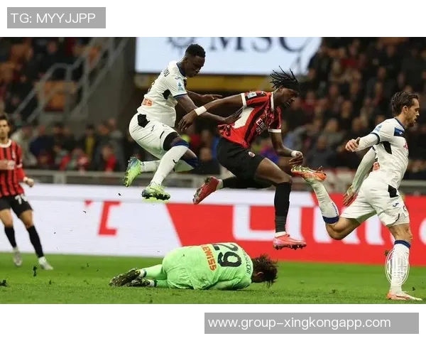 巴洛特利谈米兰双雄争冠心态称自己最强只是玩笑话