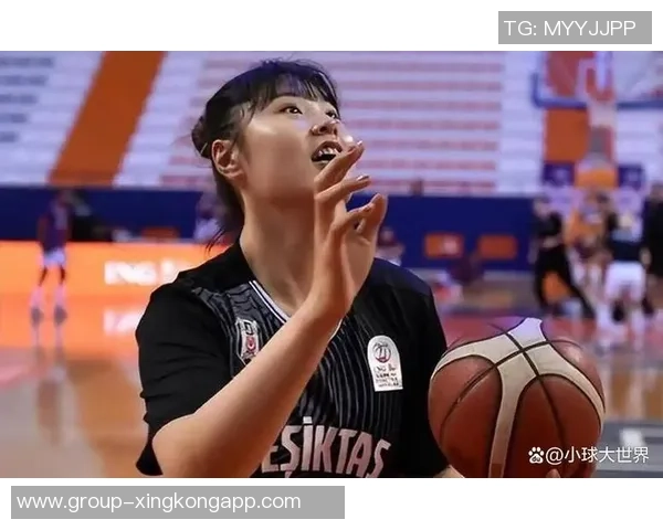 李月汝在Unrivaled比赛中表现出色12分钟内斩获6分7篮板创个人新高